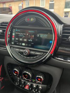 Fullscreen CarPlay